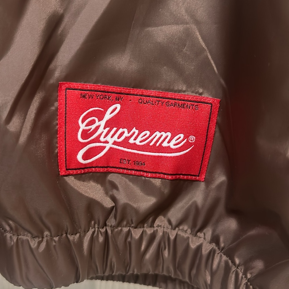 Supreme  windbreaker - Picture 4 of 6